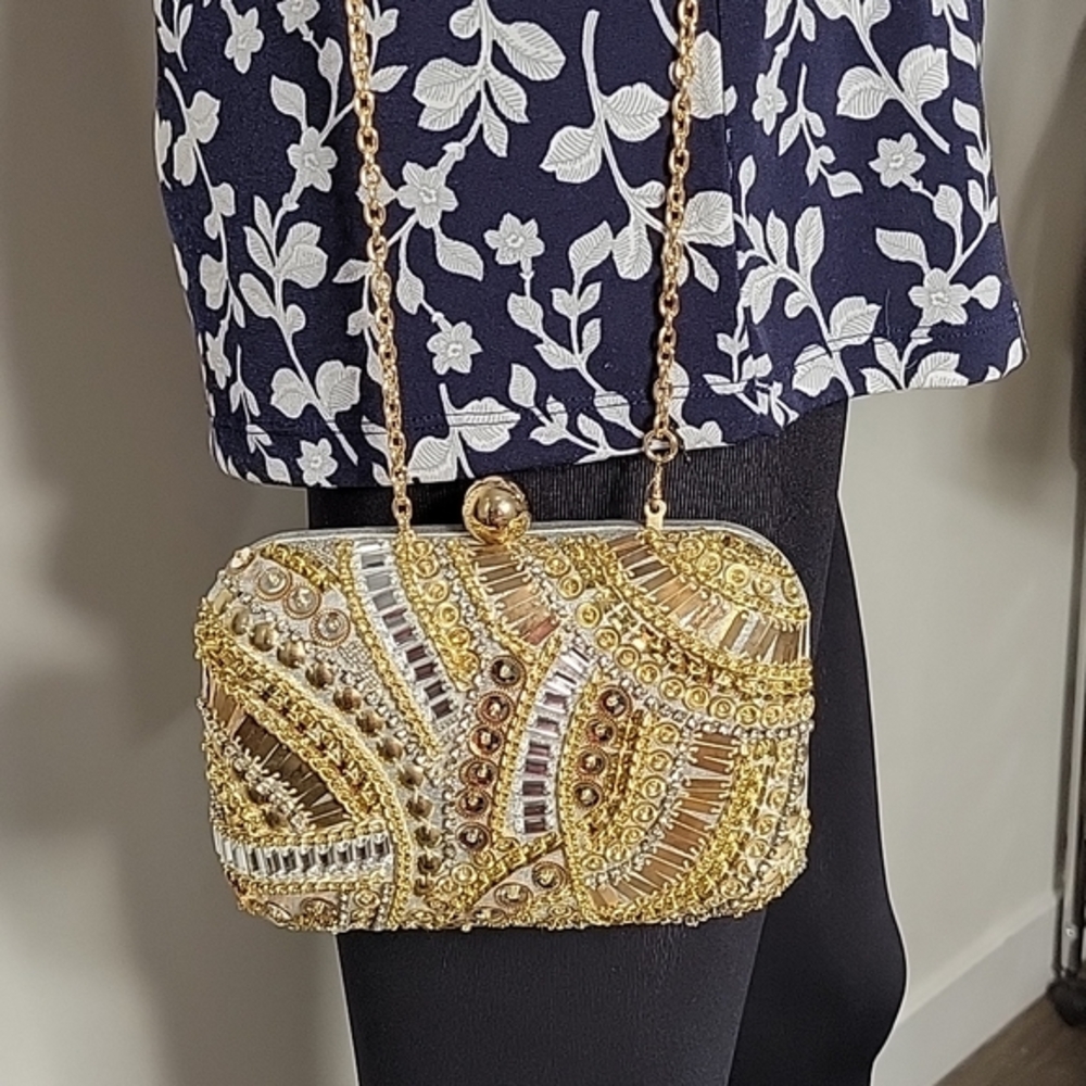 INC INTERNATIONAL CONCEPTS JOCELYN BEADED CLUTCH BAG